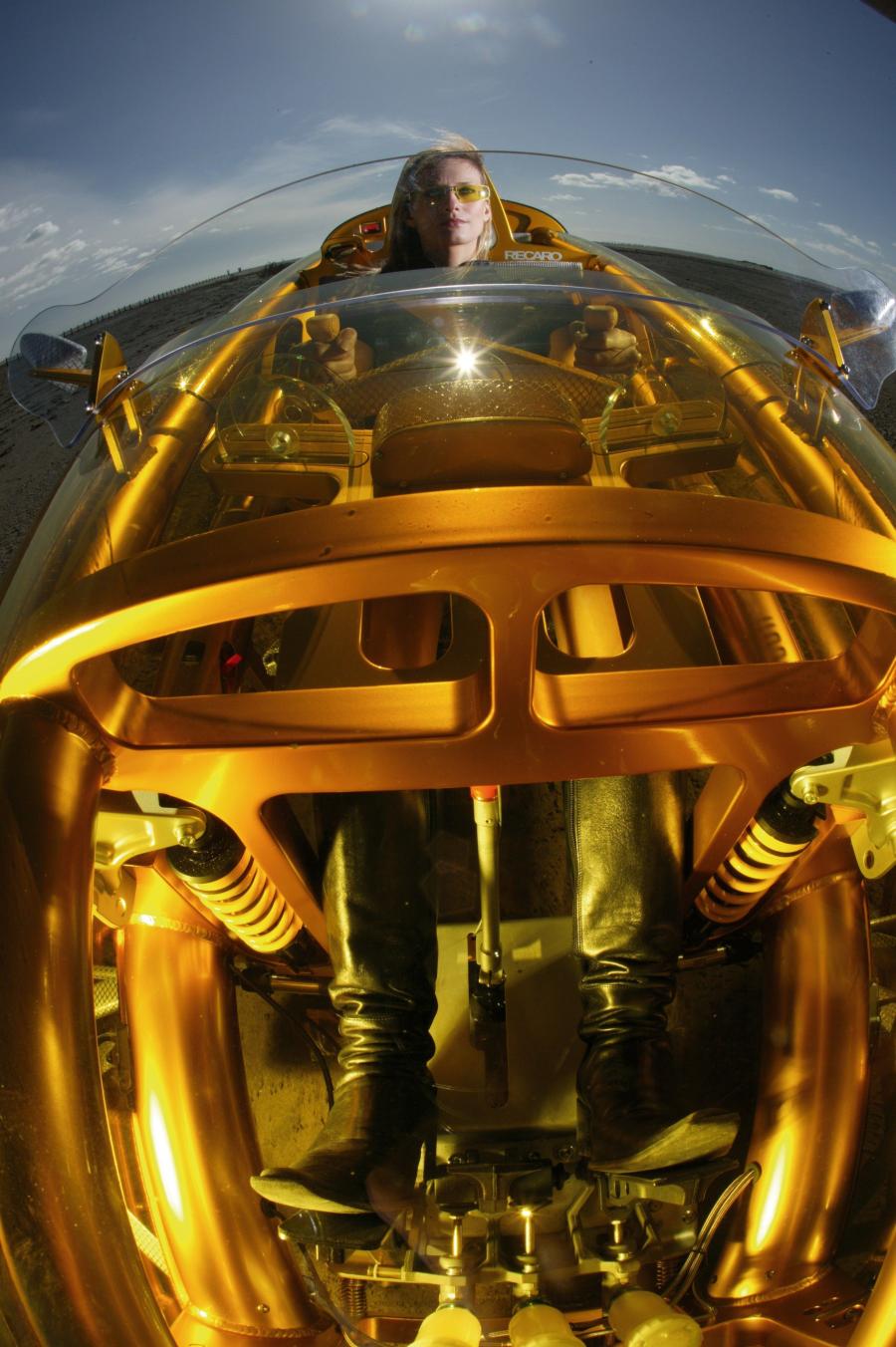 Интерьер Rinspeed eXasis Concept 2007 года  (фото 51 из 65)
